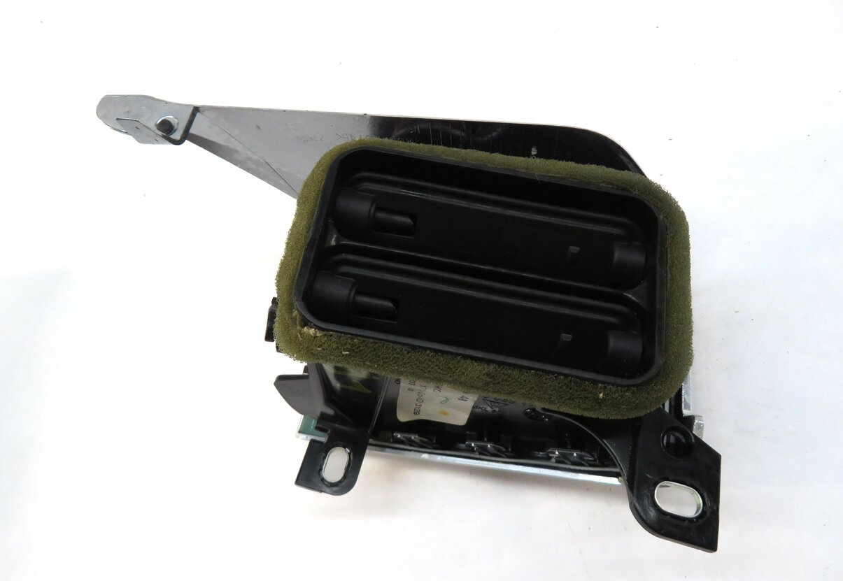 Thumbnail 4: 2011 PORSCHE PANAMERA (970 G1) LEFT REAR CENTER CONSOLE HEATER A/C AIR VENT