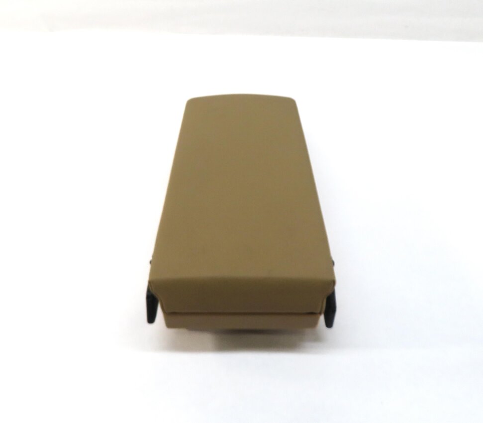 Thumbnail 3: 2011 PORSCHE PANAMERA (970 G1) REAR CENTER CONSOLE ARMREST COMPARTMENT (BEIGE)
