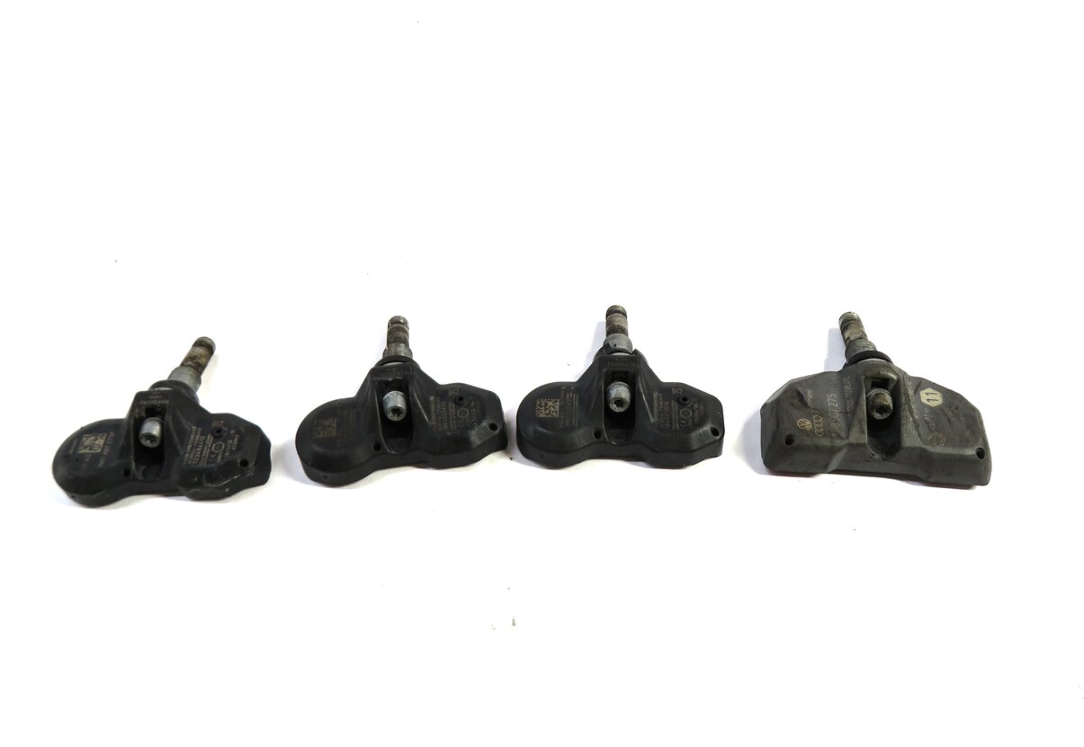 Thumbnail 2: 2011 PORSCHE PANAMERA (970 G1) TPMS TIRE AIR PRESSURE SENSOR SET