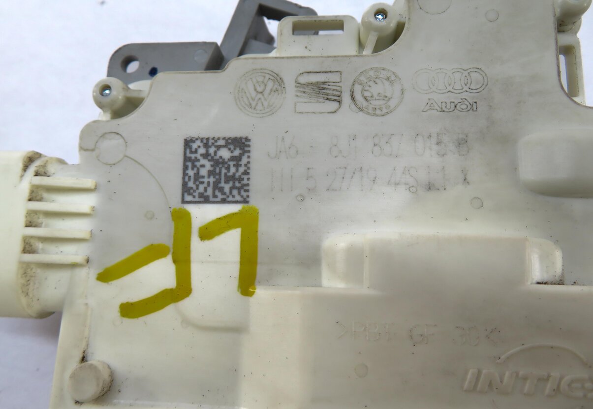 Thumbnail 4: 2010-2019 AUDI / PORSCHE A4 S4 A5 S5 A6 Q3 Q5 Q7 TT 911 - LEFT FRONT DOOR LATCH