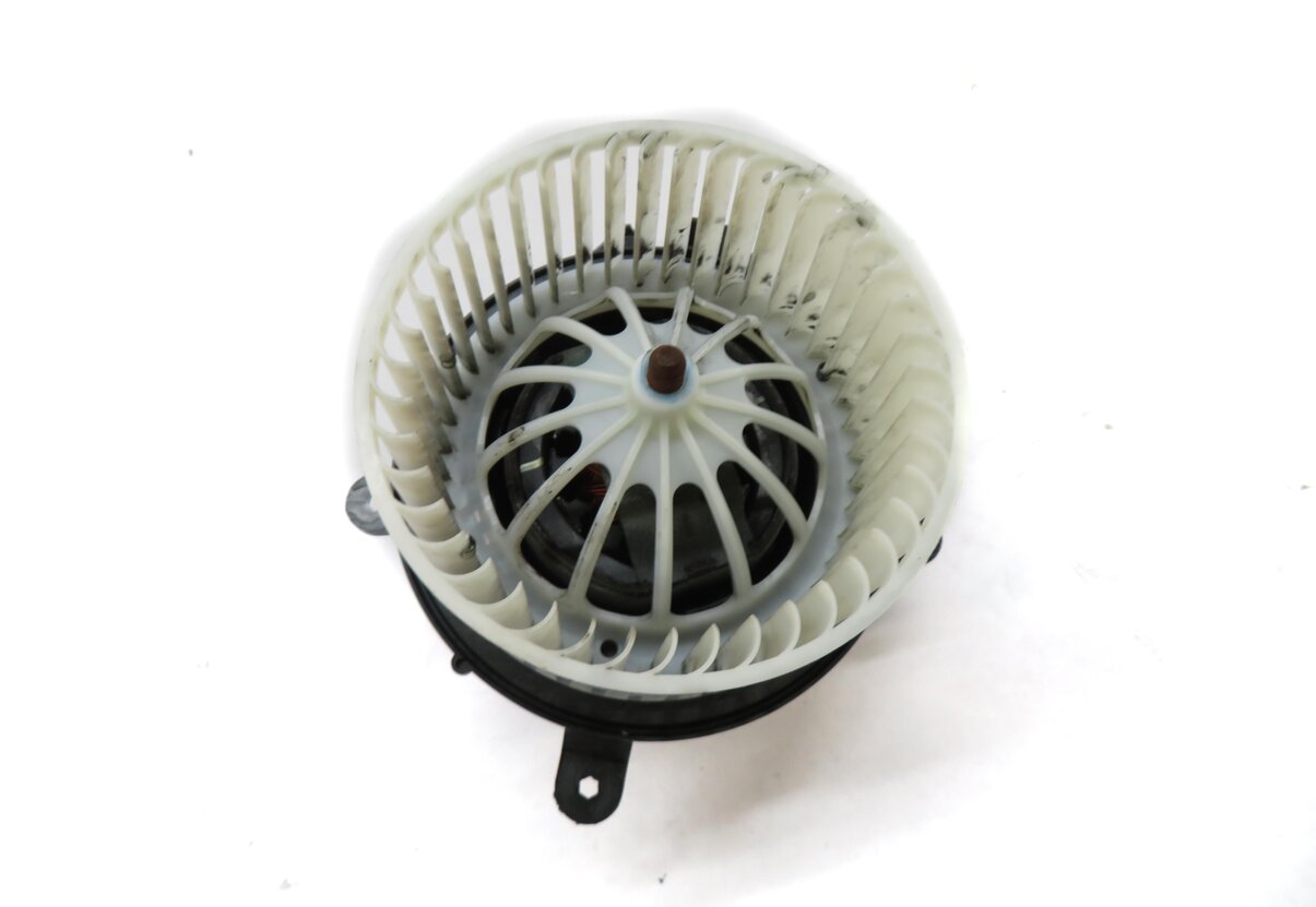 2010-2016 PORSCHE PANAMERA (970 G1) FRONT HEATER A/C BLOWER FAN MOTOR