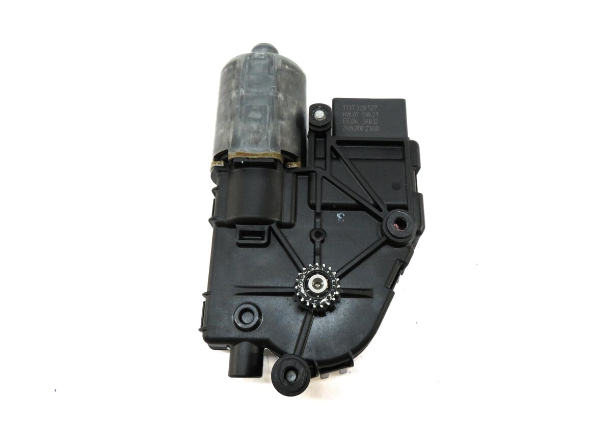 Thumbnail 3: 2010-2016 PORSCHE PANAMERA (970 G1) POWER SUNROOF WINDOW MOTOR