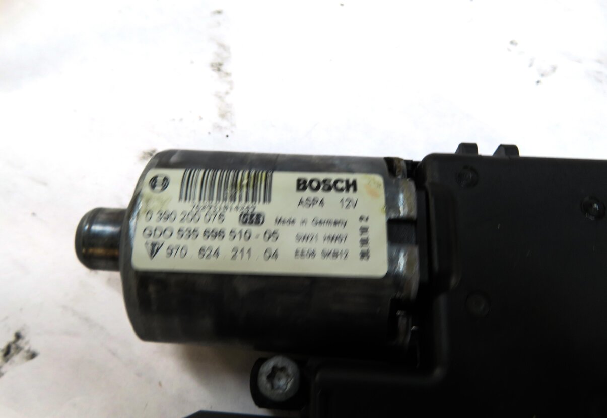 Thumbnail 4: 2010-2016 PORSCHE PANAMERA (970 G1) POWER SUNROOF WINDOW MOTOR