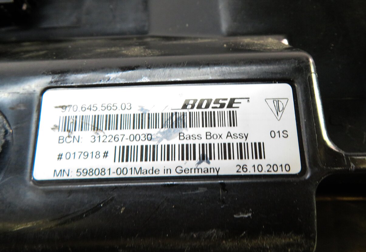 Thumbnail 5: 2011 PORSCHE PANAMERA (970 G1) BOSE SUB SUBWOOFER w/ BOX