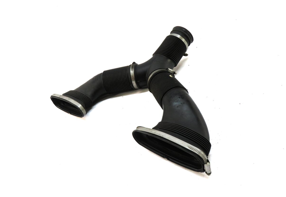 Thumbnail 2: 2011 PORSCHE PANAMERA (970 G1) 3.6L ENGINE AIR INTAKE PIPE Y PIPE