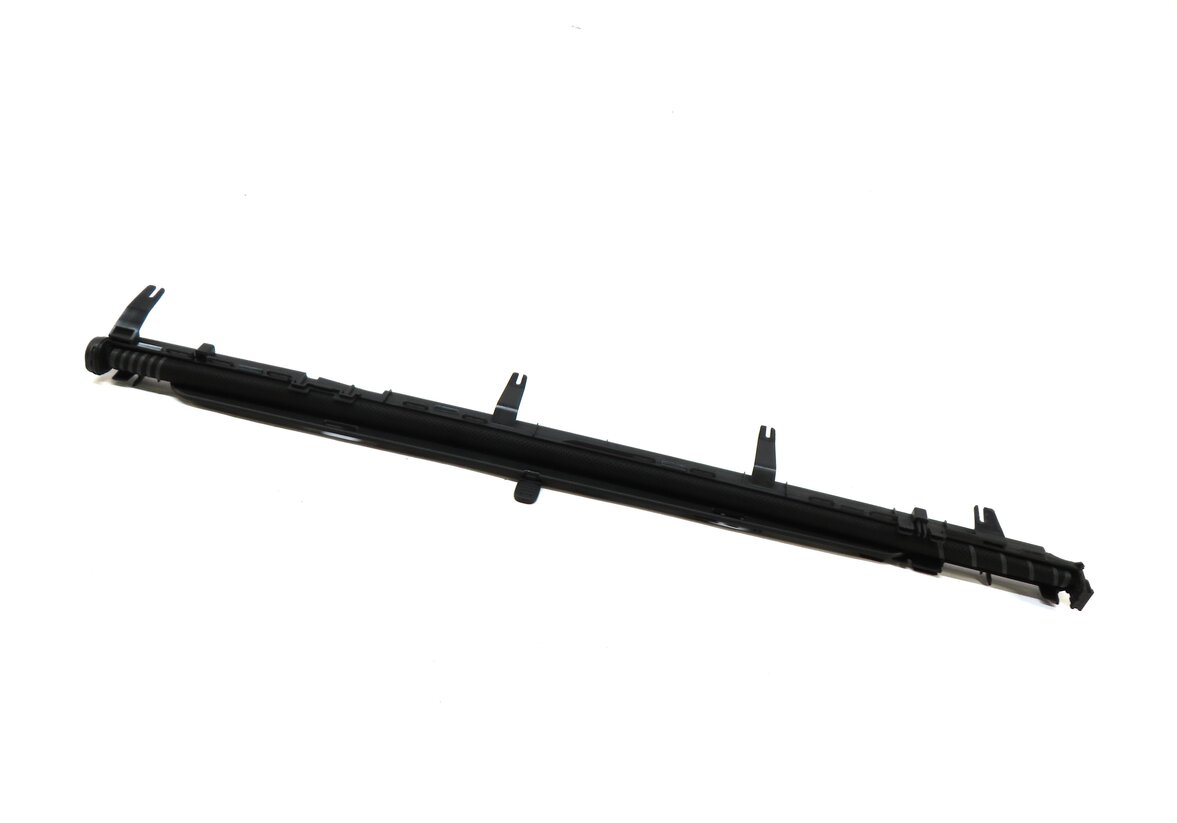 Thumbnail 2: 07-13 BMW X5 (E70) LEFT REAR DOOR RETRACTABLE WINDOW UV SUN SCREEN SHADE (BLACK)