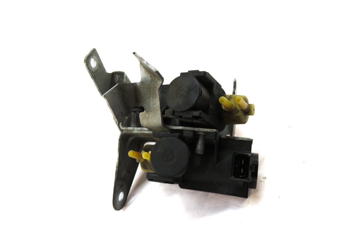 Thumbnail 2: 2012 BMW X5 (E70) 4.4L 4.4TT N63 TURBOCHARGER PRESSURE CONVERTER SOLENOID SET/2