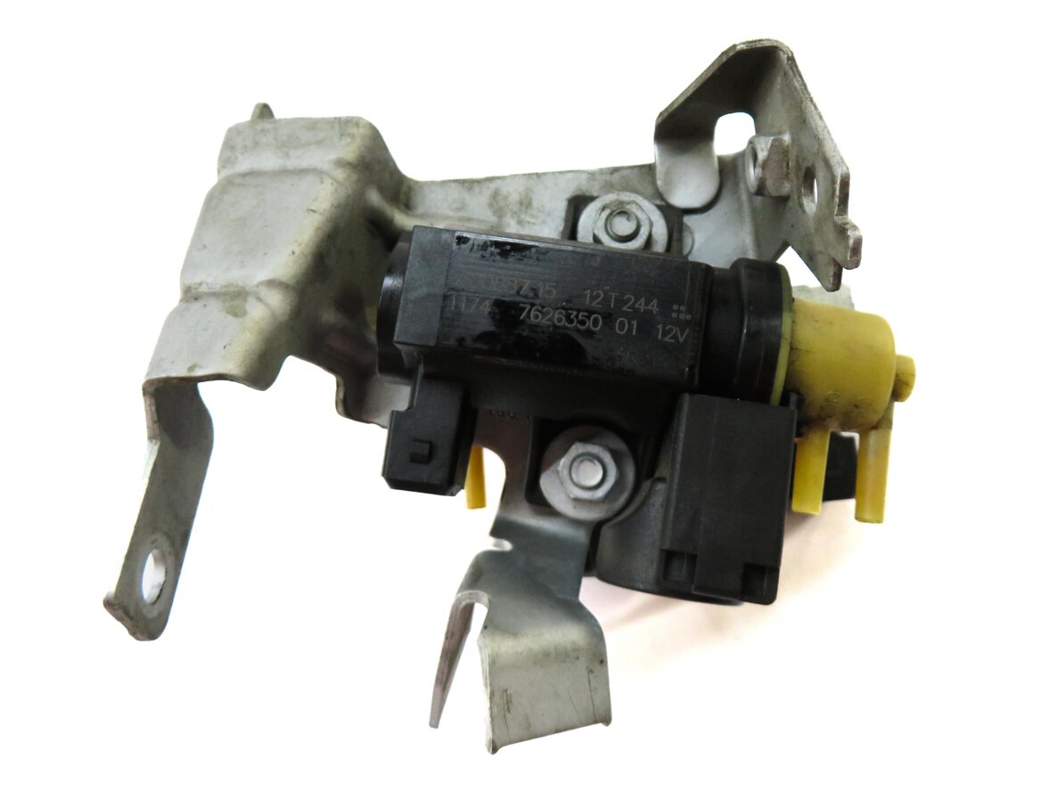 Thumbnail 4: 2012 BMW X5 (E70) 4.4L 4.4TT N63 TURBOCHARGER PRESSURE CONVERTER SOLENOID SET/2