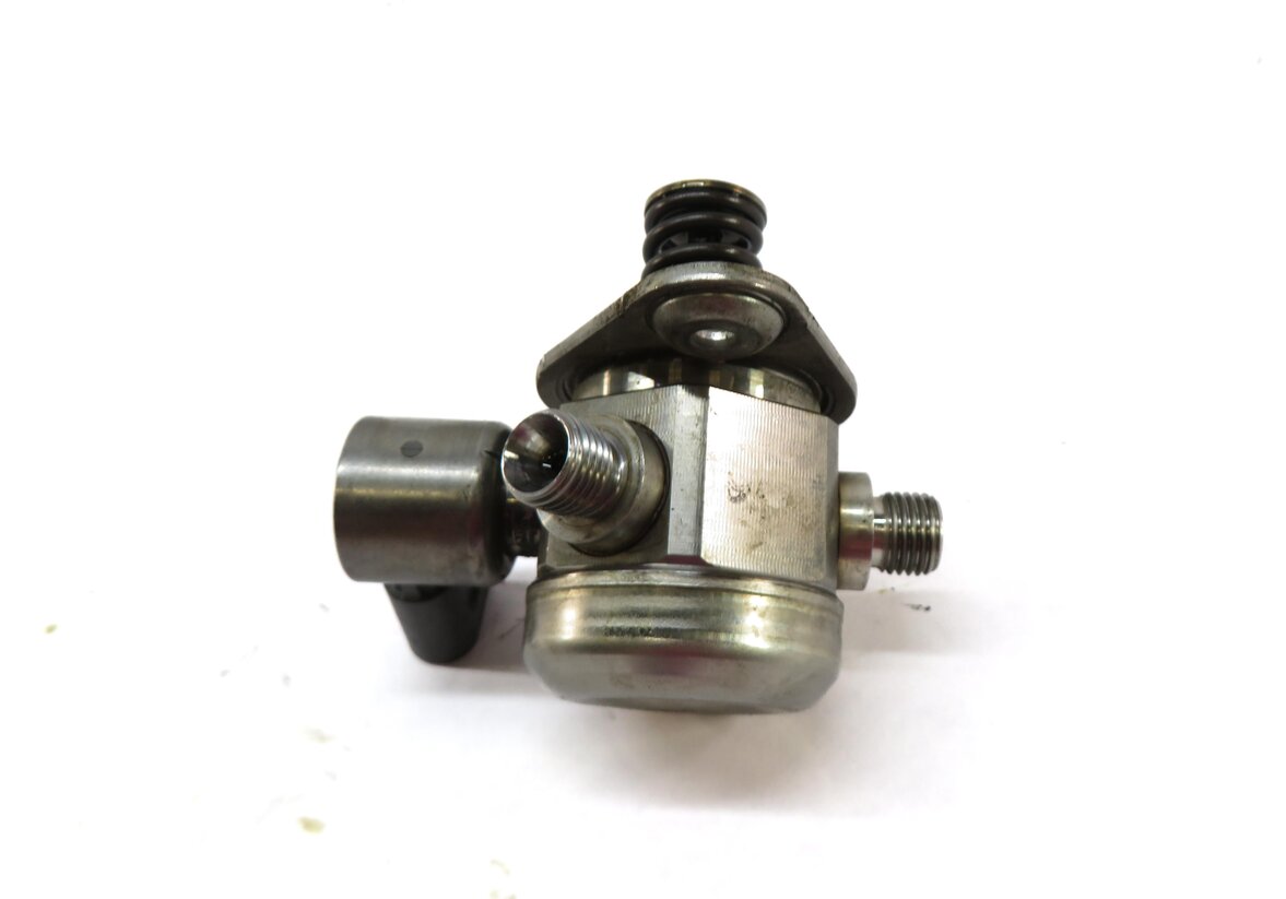 Thumbnail 6: 08-14 BMW 550i 650i 750i X5 X6 (F01 F10 E70 E71 E72) 4.4L - MECHANICAL FUEL PUMP