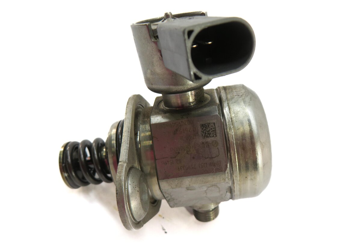 Thumbnail 7: 08-14 BMW 550i 650i 750i X5 X6 (F01 F10 E70 E71 E72) 4.4L - MECHANICAL FUEL PUMP