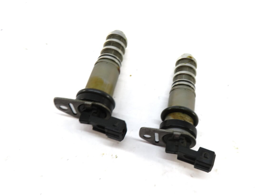 Thumbnail 1: 2012 BMW X5 (E70) 4.4L 4.4TT N63 TWIN TURBO ENGINE VANOS SOLENOID SET/2 8605123