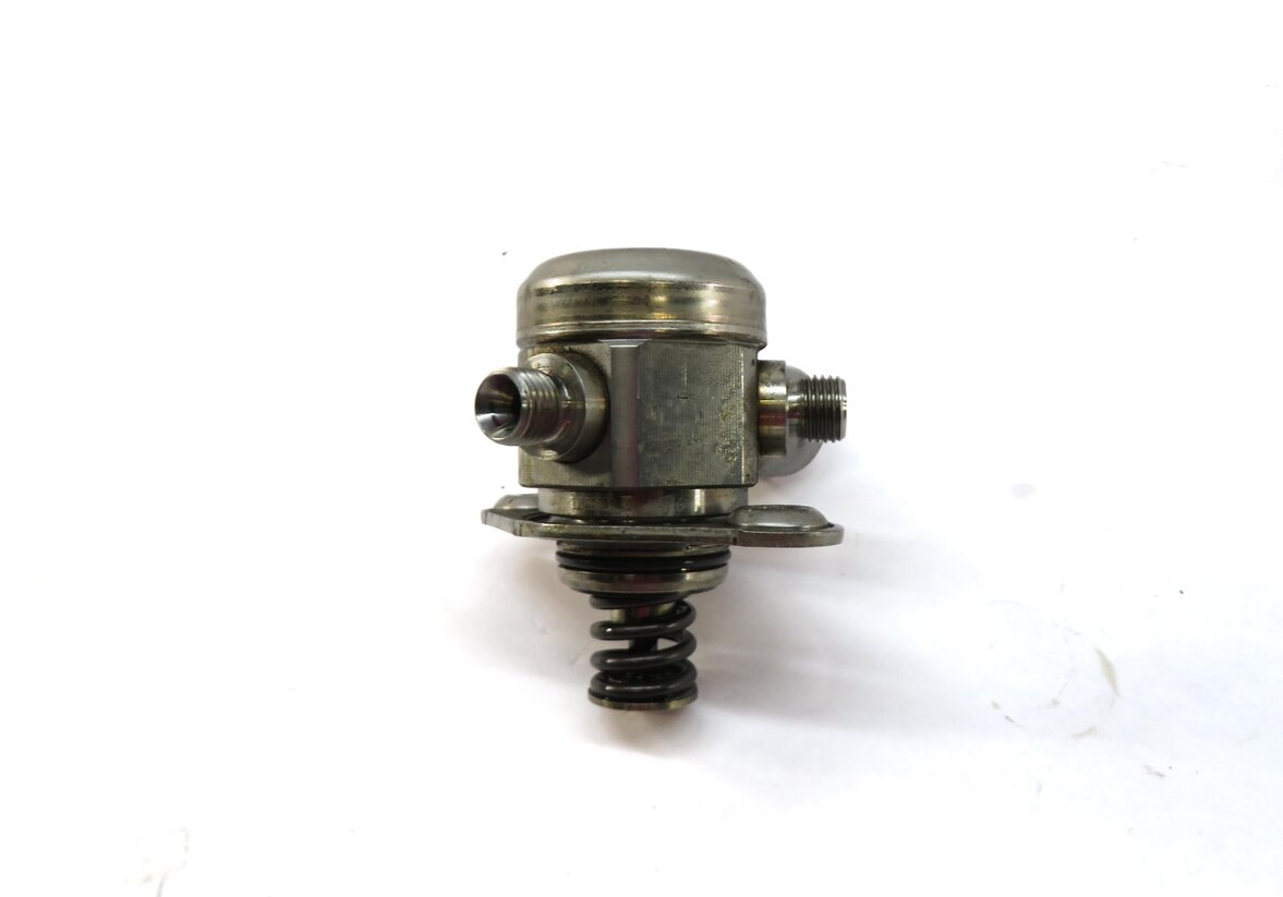 Thumbnail 4: 08-14 BMW 550i 650i 750i X5 X6 (F01 F10 E70 E71 E72) 4.4L - MECHANICAL FUEL PUMP