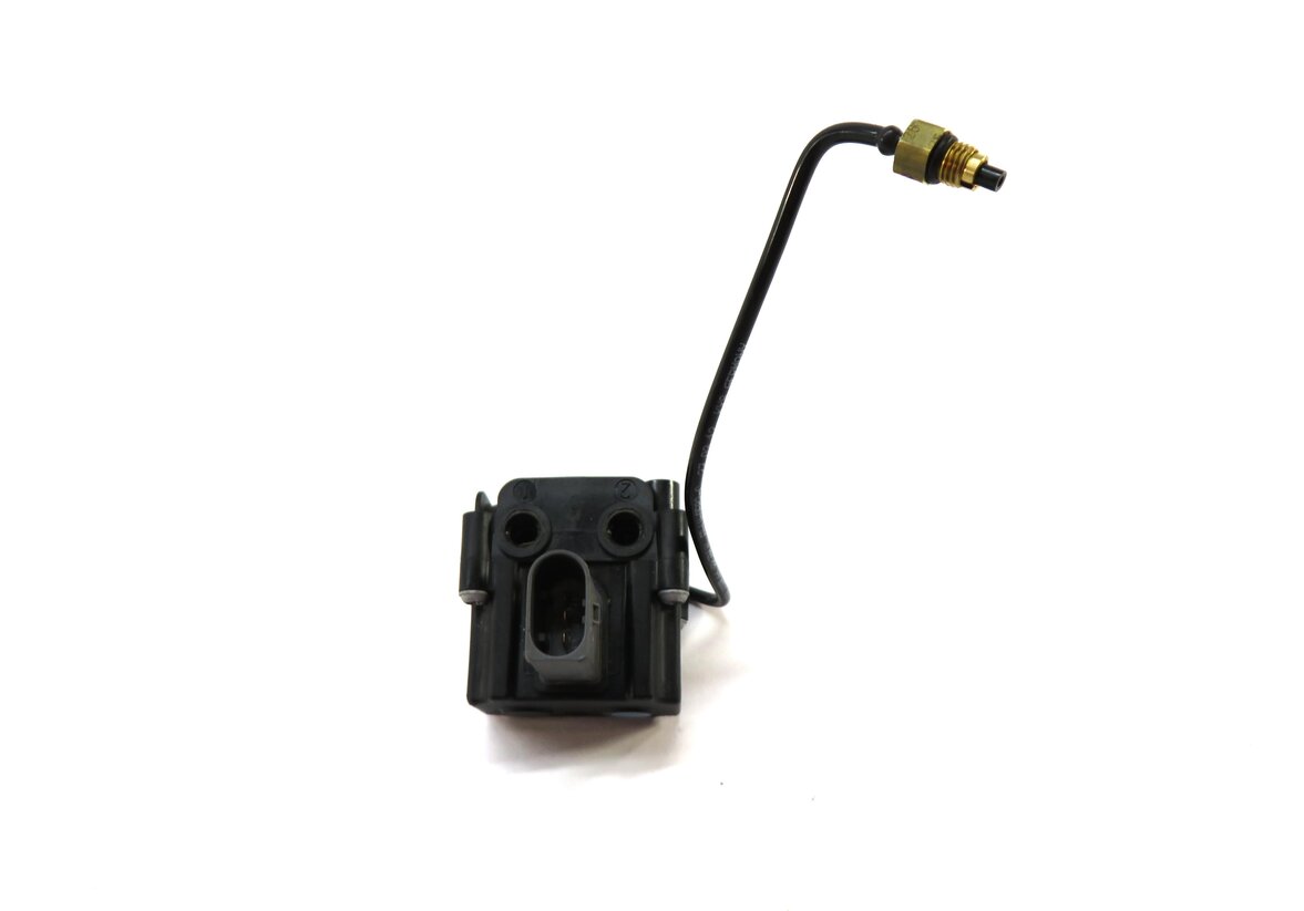 Thumbnail 2: 2012 BMW X5 (E70) AIR SUSPENSION PUMP VALVE BLOCK 108670