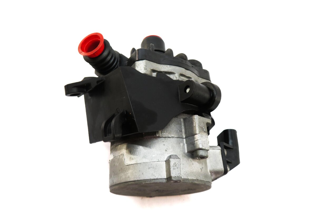 Thumbnail 4: 2012 BMW X5 (E70) 4.4L 4.4TT N63 AUXILIARY ELECTRIC WATER PUMP 11517566335