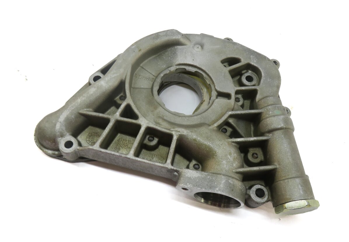 Thumbnail 1: 2006 RANGE ROVER (L322) 4.2L SUPERCHARGED V8 ENGINE OIL PUMP