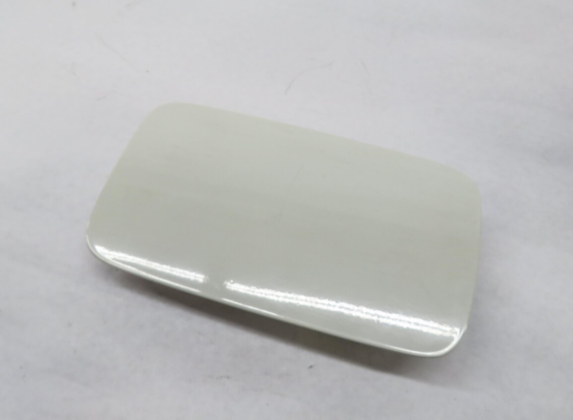 Thumbnail 1: 2003-2012 RANGE ROVER (L322) FUEL TANK DOOR LID COVER TRIM (CHAWTON WHITE 603)