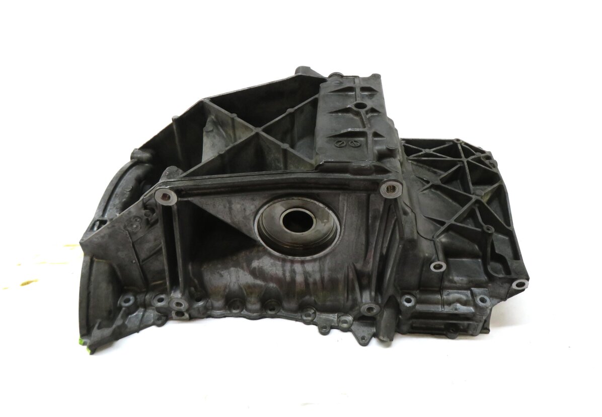 Thumbnail 7: 2006-2009 LAND ROVER RANGE ROVER (L322) 4.2L SUPERCHARGED 4.4L V8 ENGINE OIL PAN