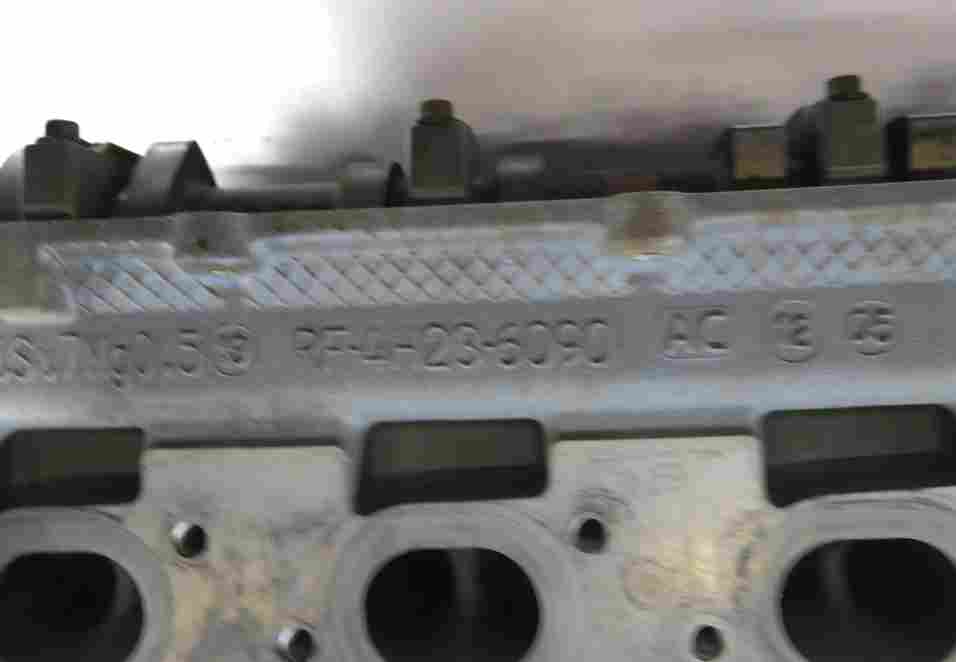 Thumbnail 7: 06 RANGE ROVER SPORT (L320 L322) 4.2L SUPERCHARGED ENGINE RIGHT CYLINDER HEAD