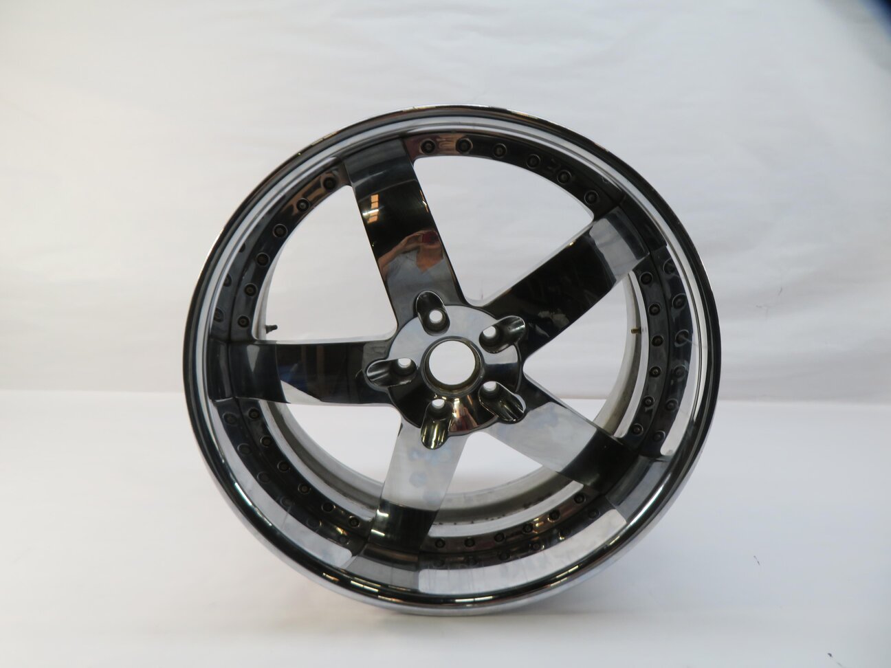 Thumbnail 2: VELLANO 5x120 22x10 3 PIECE CHROME 5 SPOKE WHEEL RIM