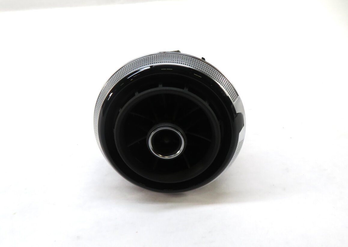Thumbnail 2: 2015 AUDI A3 (8V) FRONT DASH HEATER A/C AIR VENT
