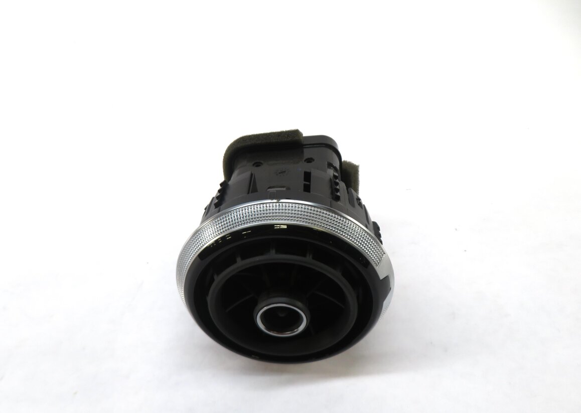 Thumbnail 3: 2015 AUDI A3 (8V) FRONT DASH HEATER A/C AIR VENT
