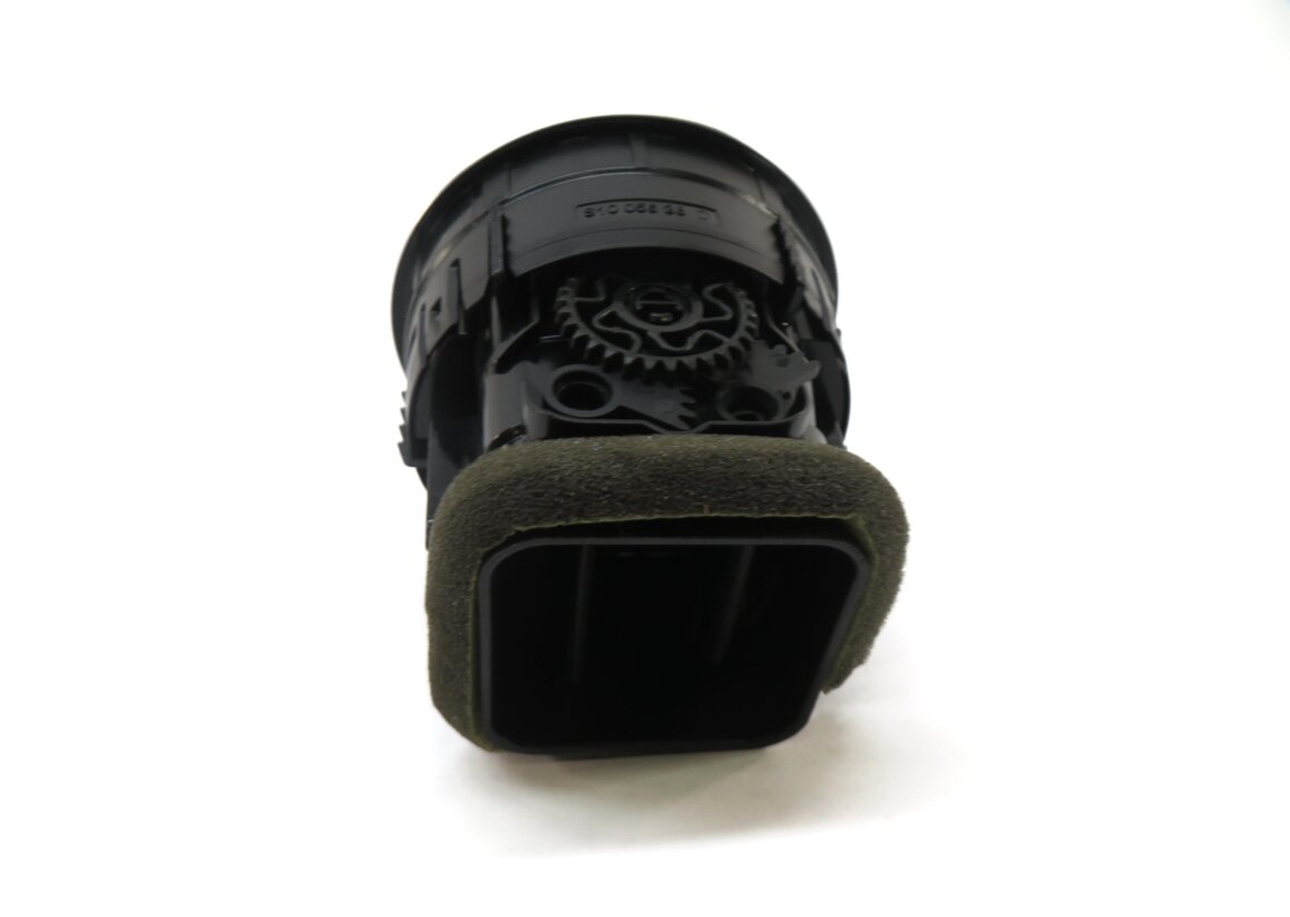 Thumbnail 3: 2015 AUDI A3 (8V) FRONT DASH HEATER A/C AIR VENT
