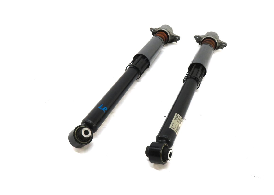 2015 AUDI A3 (8V) LEFT & RIGHT REAR SUSPENSION SHOCK STRUT SET-2