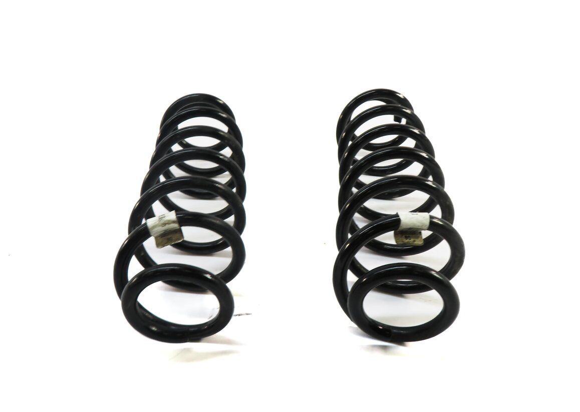 Thumbnail 2: 2015-2018 AUDI A3 S3 RS3 (8V) LEFT & RIGHT REAR SUSPENSION COIL SPRING SET
