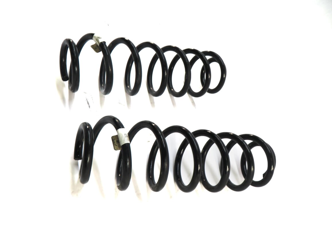 Thumbnail 4: 2015-2018 AUDI A3 S3 RS3 (8V) LEFT & RIGHT REAR SUSPENSION COIL SPRING SET