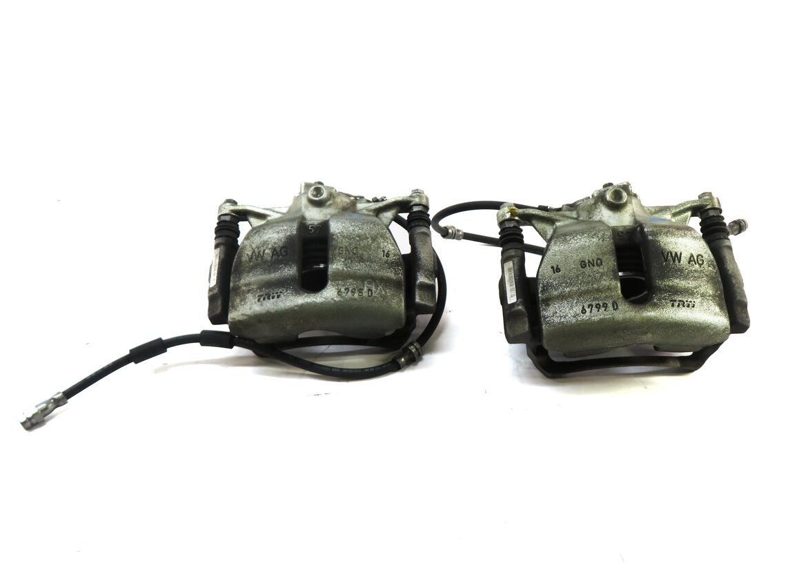 Thumbnail 2: 2015-2017 VW GOLF / AUDI A3 TT (8V MK3) 1.8T / 2.0T FRONT DISC BRAKE CALIPER SET