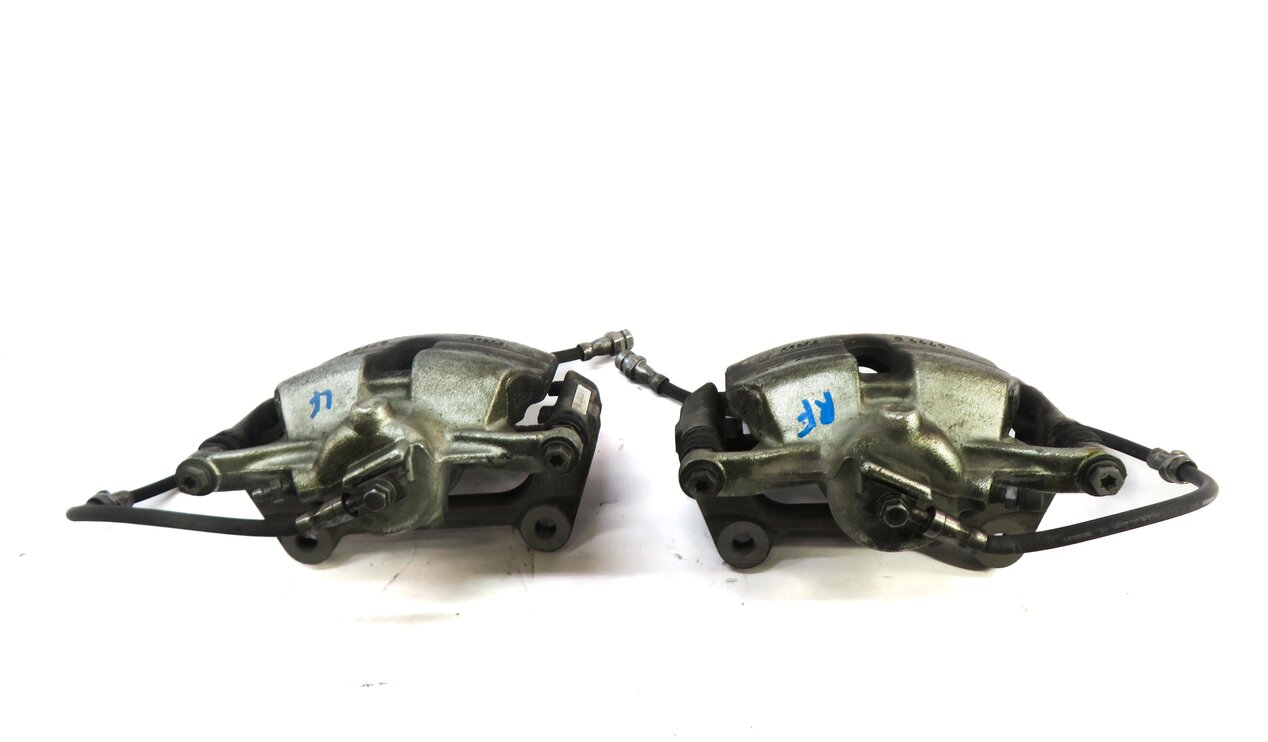 Thumbnail 3: 2015-2017 VW GOLF / AUDI A3 TT (8V MK3) 1.8T / 2.0T FRONT DISC BRAKE CALIPER SET