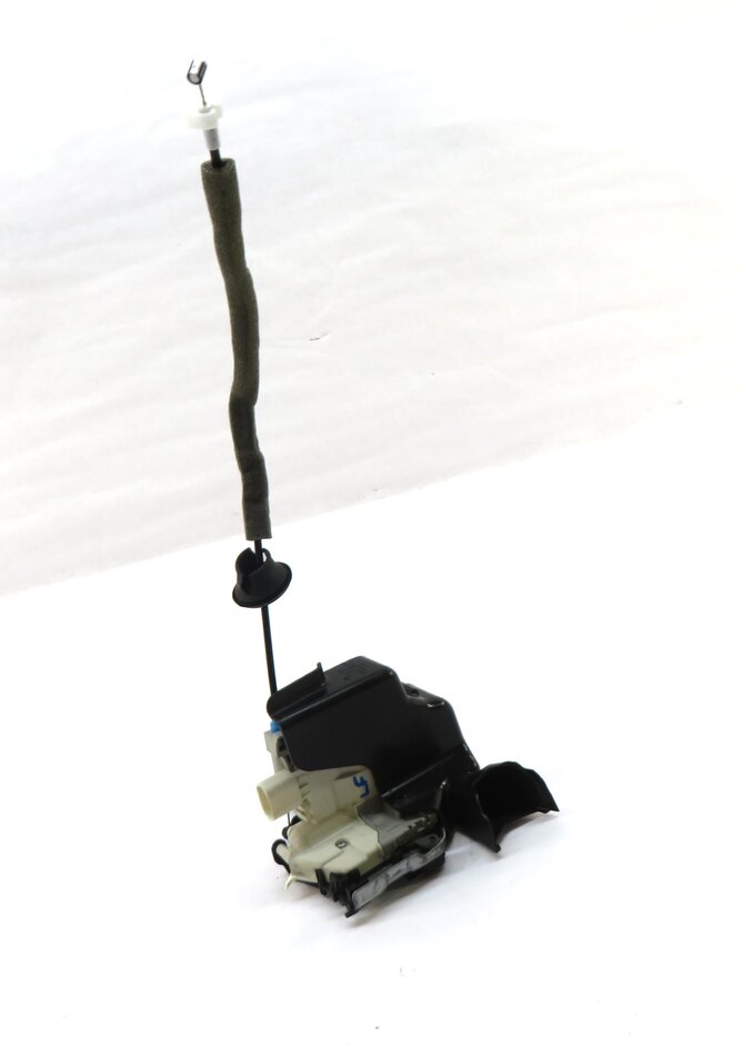 15-18 AUDI A3 S3 A4 Q5 TT (8V B9 MK3 FY) LEFT FRONT DRIVER DOOR LOCK LATCH