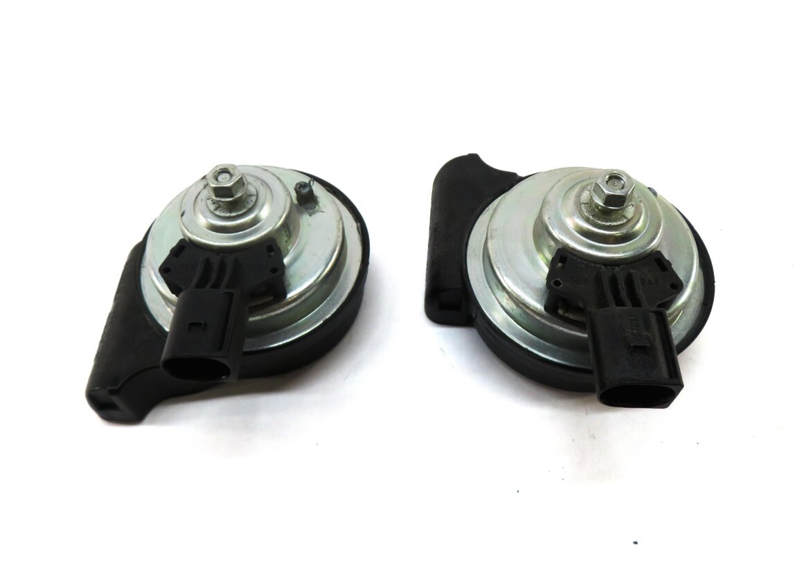 Thumbnail 3: 2013-2016 AUDI A3 (8V) HIGH & LOW TONE EMERGENCY SAFETY ALERT SIGNAL HORN SET- 2