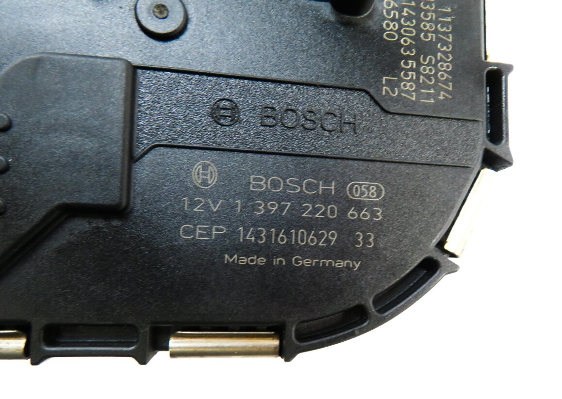 Thumbnail 4: 2015-2018 AUDI A3 S3 RS3 (8V) SEDAN / CONVERTIBLE - FRONT WINDSHIELD WIPER MOTOR
