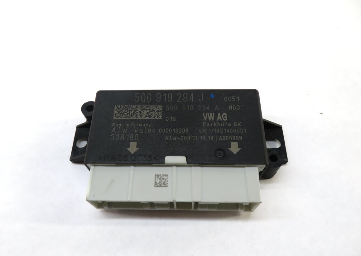 Thumbnail 2: 2015 AUDI A3 (8V) PDC PARK DISTANCE CONTROL MODULE SENSOR CONTROL MODULE