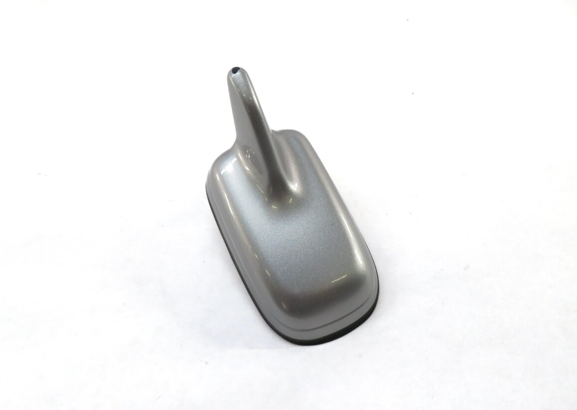 Thumbnail 1: 2015-2018 AUDI A3 S3 (8V) SEDAN / WAGON - RADIO STEREO ANTENNA (FLORET SILVER)