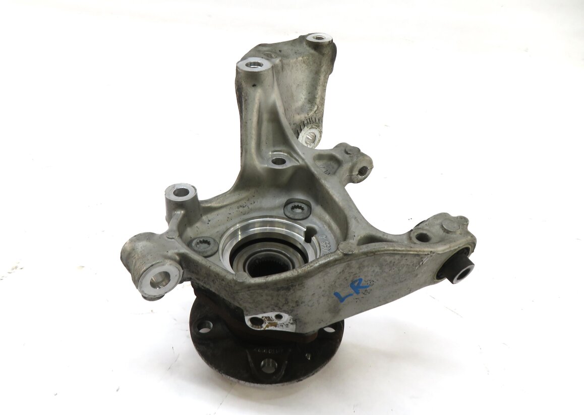Thumbnail 2: 15-19 VW GOLF / AUDI A3 S3 RS3 (8V) AWD - LEFT REAR SPINDLE KNUCKLE WHEEL HUB
