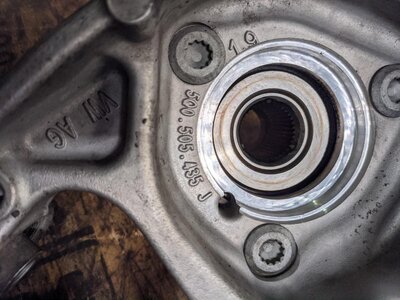 Thumbnail 6: 15-19 VW GOLF / AUDI A3 S3 RS3 (8V) AWD - LEFT REAR SPINDLE KNUCKLE WHEEL HUB
