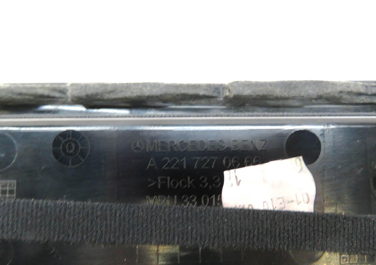 Thumbnail 5: 2012 MERCEDES S550 W221 FRONT RIGHT PASSENGER DOOR ARMEST STORAGE BLACK LEATHER