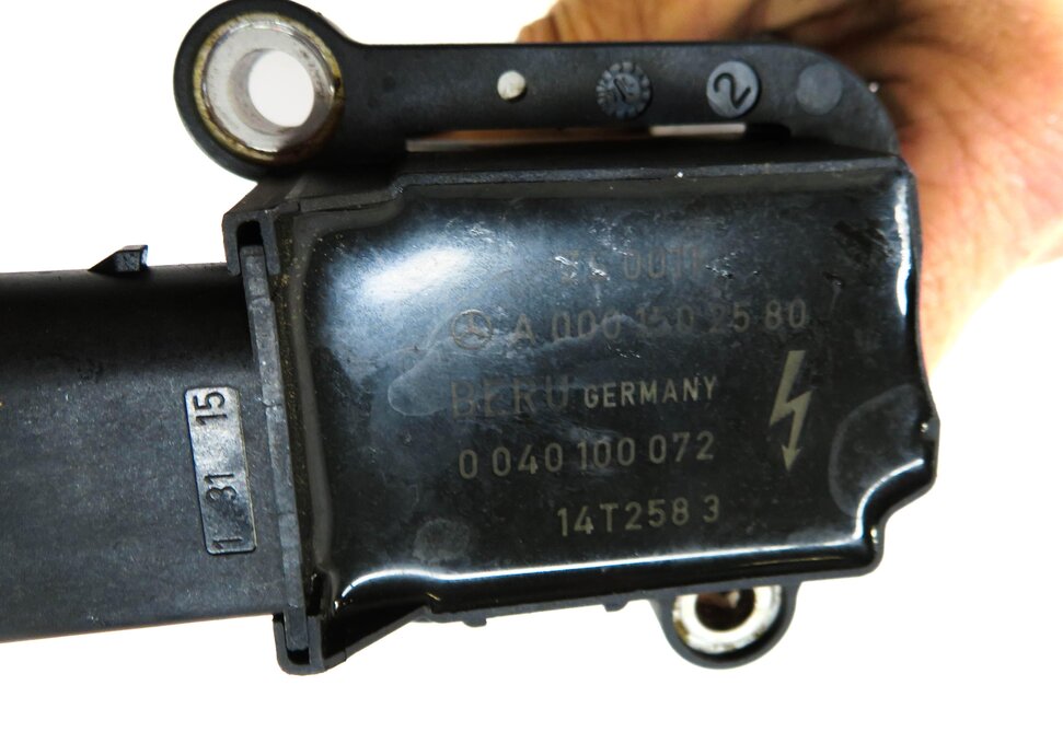 Thumbnail 4: 2012-2015 MERCEDES C250 SLK250 (W204 R172) 1.8L TURBO ENGINE IGNITION COIL