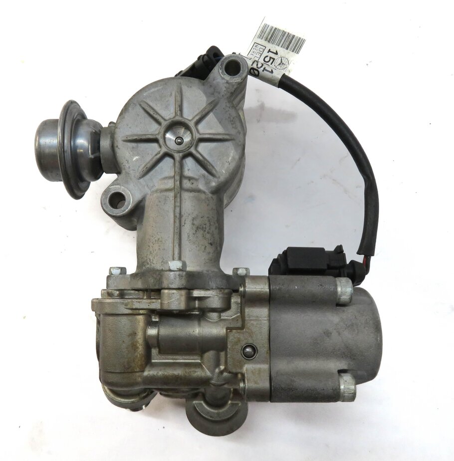 Thumbnail 5: 12-15 MERCEDES C250 SLK250 (R172 W204) 1.8L TURBO ENGINE HIGH PRESSURE FUEL PUMP