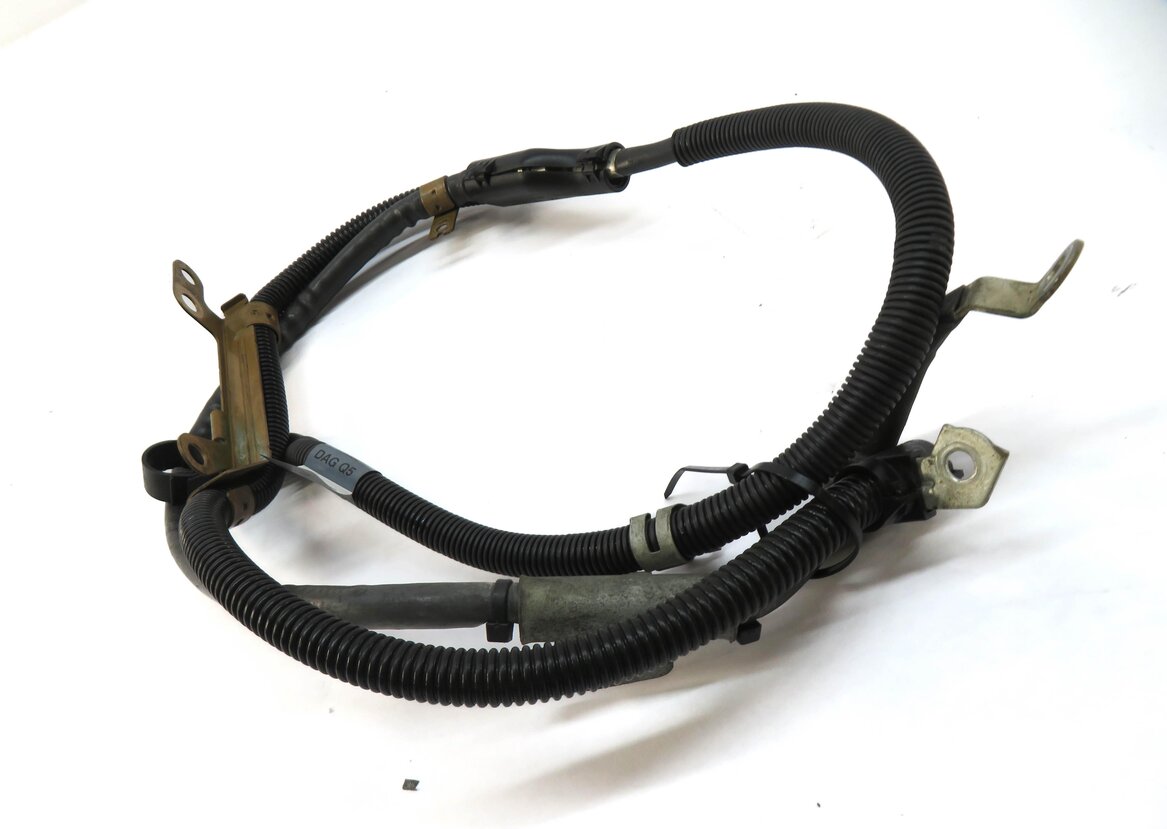 2014 MERCEDES C250 (W204) POSITIVE BATTERY CABLE