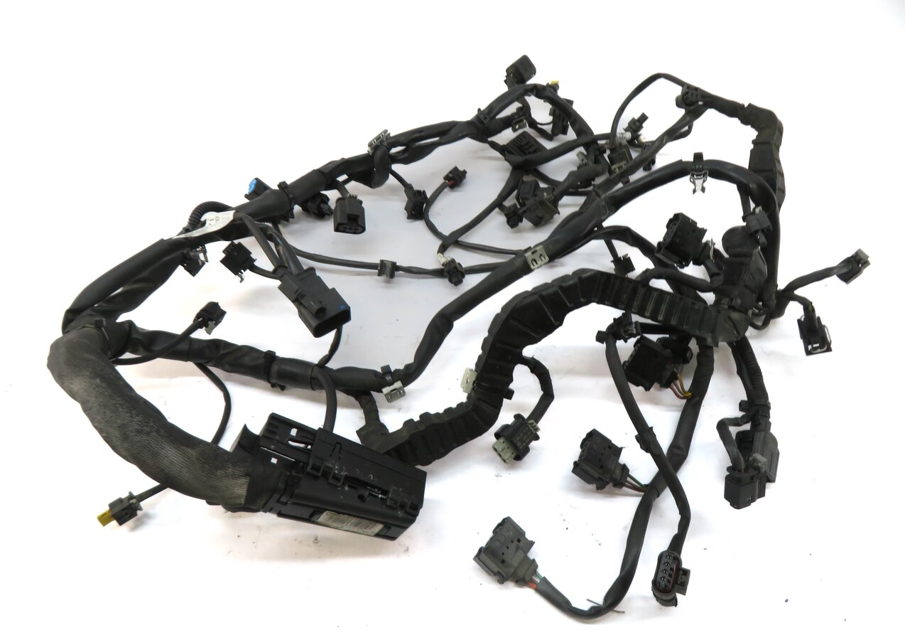 Thumbnail 5: 2014 MERCEDES C250 (W204) POSITIVE BATTERY CABLE