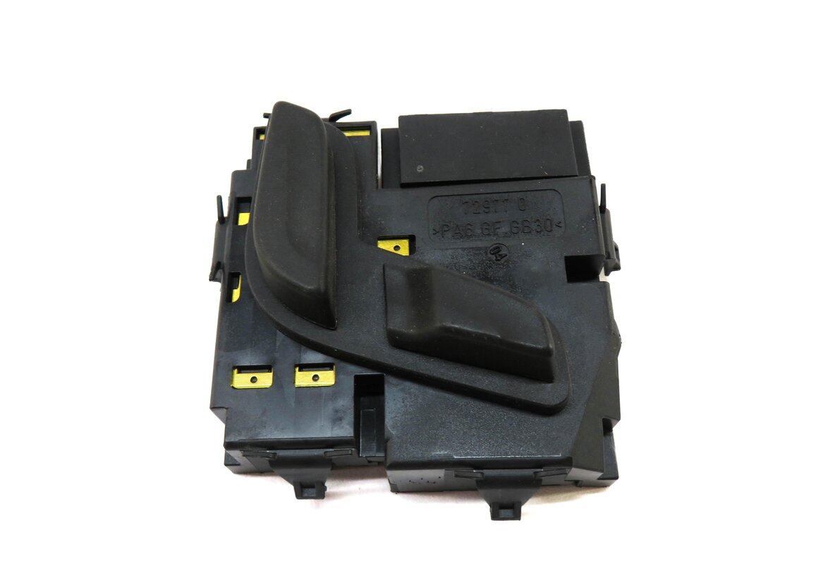 Thumbnail 2: 10-17 MERCEDES C E GLK CLS (W204 W207 W212 W218) LEFT DRIVER SEAT ADJUST SWITCH