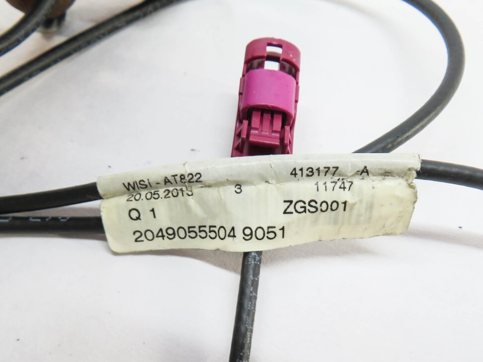 Thumbnail 6: 2014 MERCEDES C250 (W204) AM/FM RADIO STEREO ANTENNA SHARK FIN ANTENNA