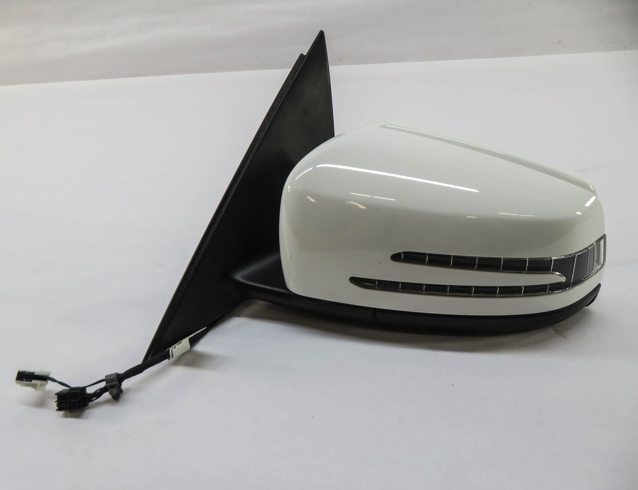 Thumbnail 4: 12-14 MERCEDES C250 (W204) FRONT LEFT DRIVER HEATED AUTODIM DOOR MIRROR (WHITE)