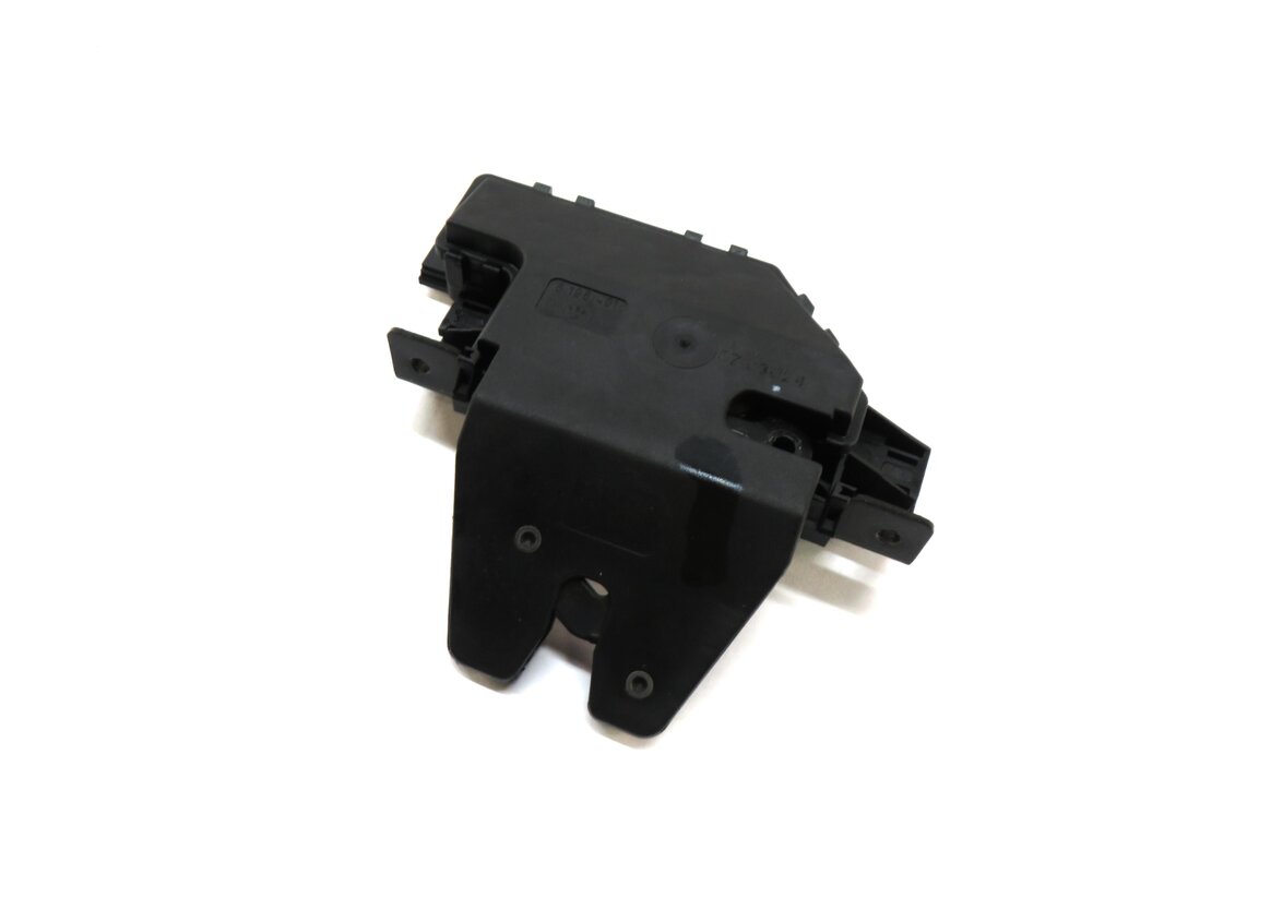 2004 BMW 325Xi (E46) REAR TRUNK LOCK LATCH ACTUATOR