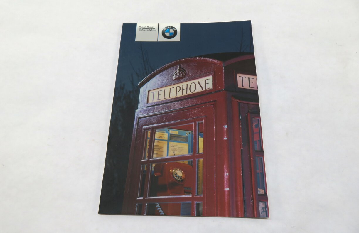 Thumbnail 9: 2004 BMW 325Xi (E46) OWNERS MANUAL BOOKLETS SET/7 w/ BLACK CARRYING CASE