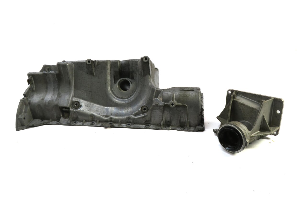 Thumbnail 2: 2001-2006 BMW 325Xi 330Xi X3 (E46 E83) Xi AWD ENGINE MOTOR OIL FLUID PAN SUMP