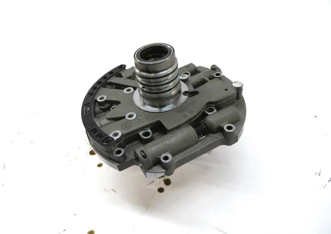 03-05 BMW 325XI (E46) 2.5L M54 AUTOMATIC AWD TRANSMISSION OIL PUMP